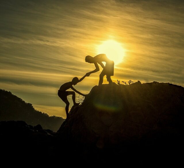 Terapia ekspresywna versus wspierająca